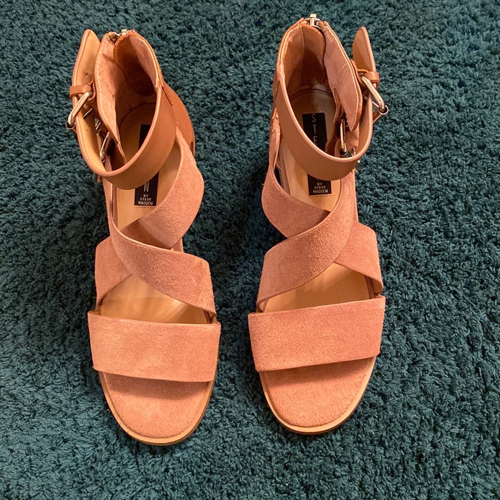 Steven by Steve Madden Heels: Tan Solid Shoes - Size 7M